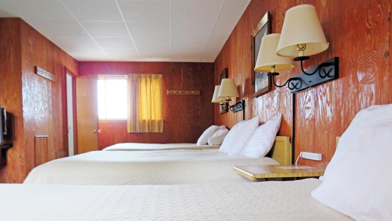 Indianhead Ironwood Hotel Esterno foto