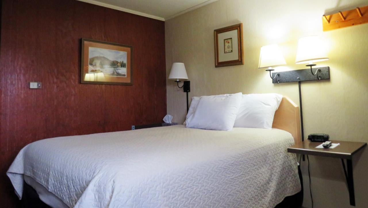 Indianhead Ironwood Hotel Esterno foto