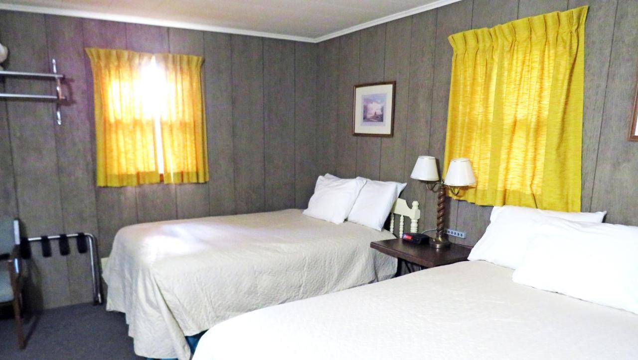 Indianhead Ironwood Hotel Esterno foto