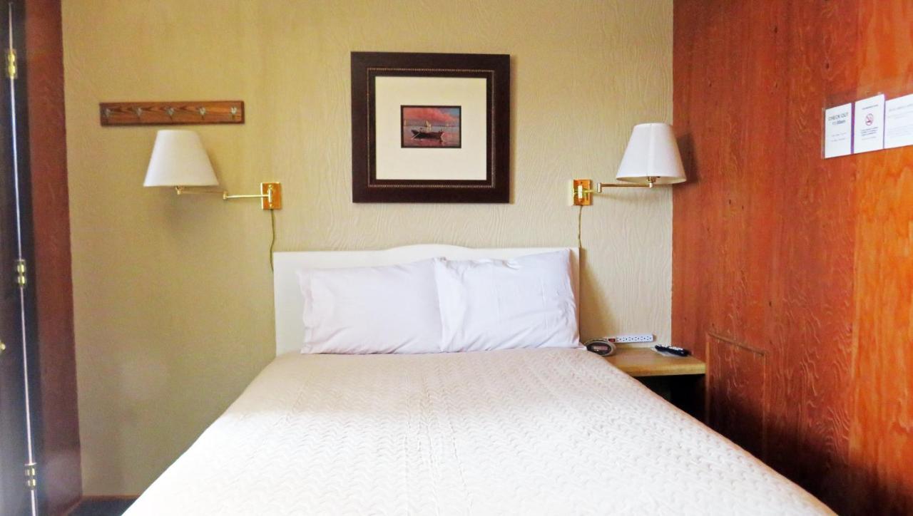Indianhead Ironwood Hotel Esterno foto